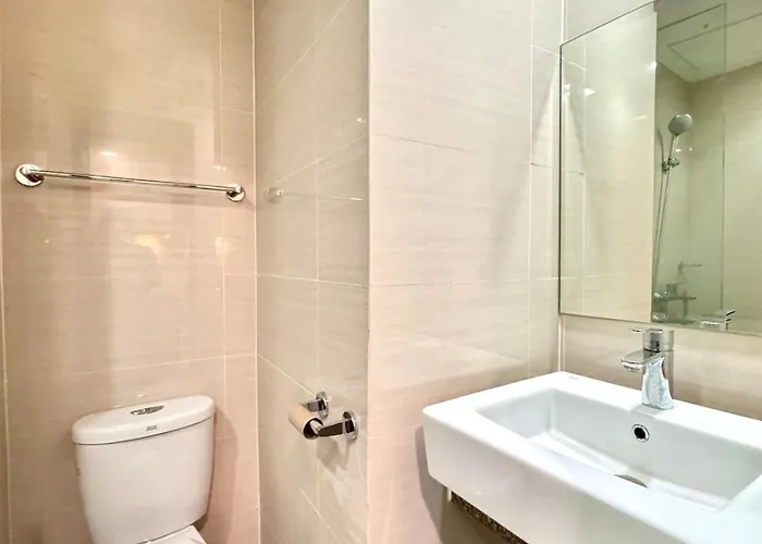 Cozy In Salcedo Village Makati Near Ayala Apartment *